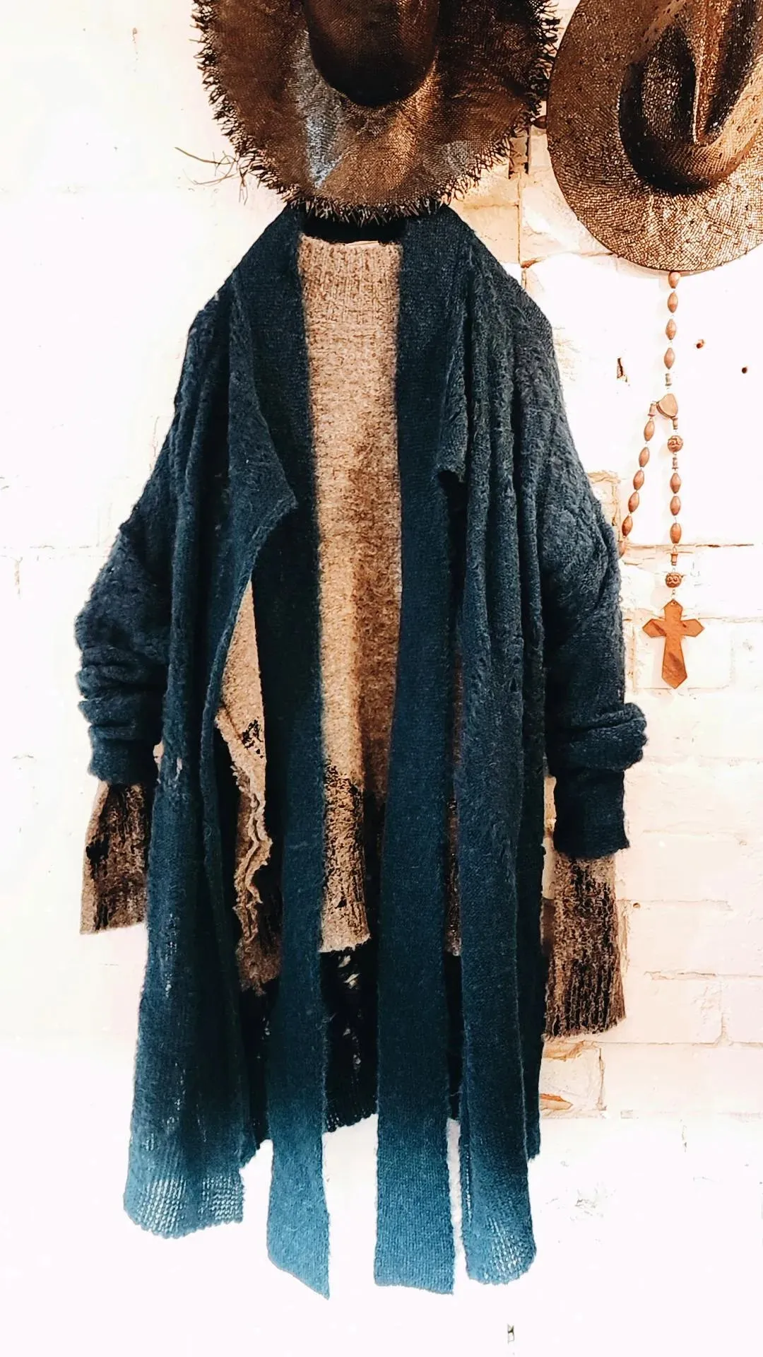Alpaca Distressed spider lace cardigan - Charcoal grey
