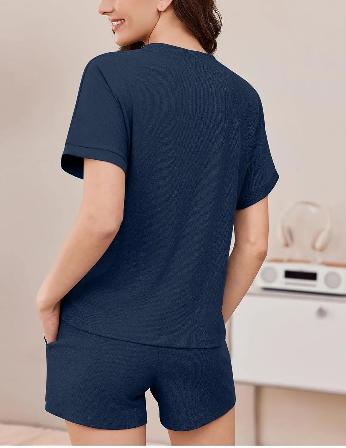 Ekouaer Pajamas Set 2 Piece Ribbed Knit Pjs Short Sleeve Tops and Shorts Sleepwear Summer Pajama Soft Lounge Sets S-XXL