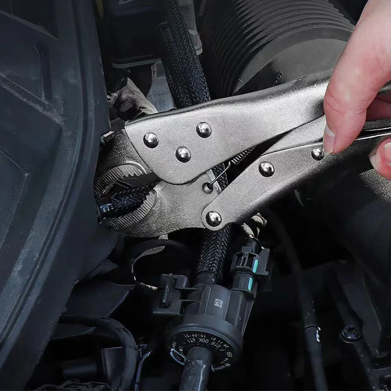 Heavy-duty jaws locking pliers
