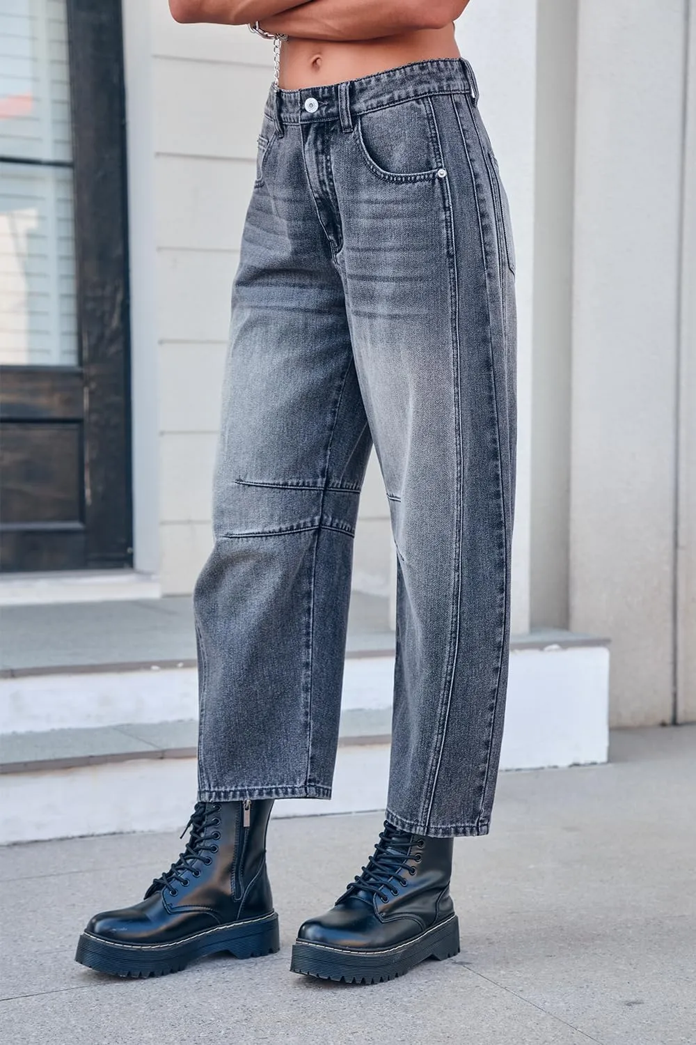 Mid Rise Barrel Jeans for Women Mid Waist Wide Leg Cropped Denim Pants Y2k Baggy Boyfriend Jeans with Pockets
