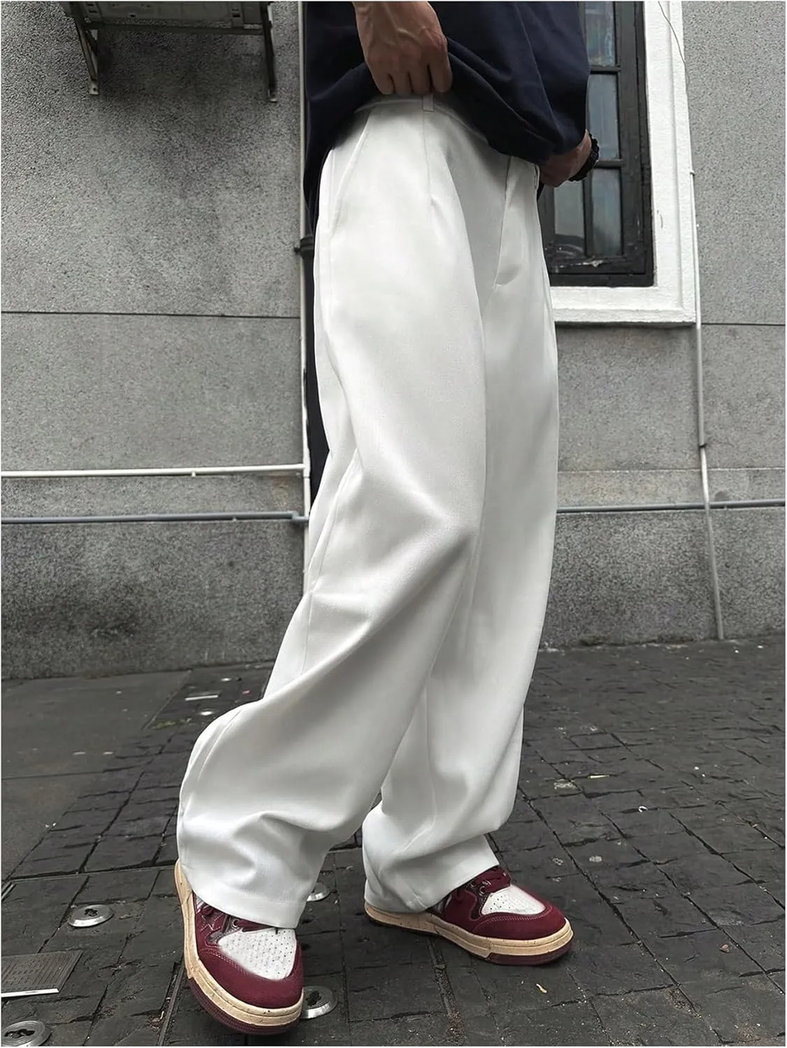 OYOANGLE Men's Straight Leg Pleated Trousers Zipper Fly Pockets Business Casual Pants Work Office Slacks