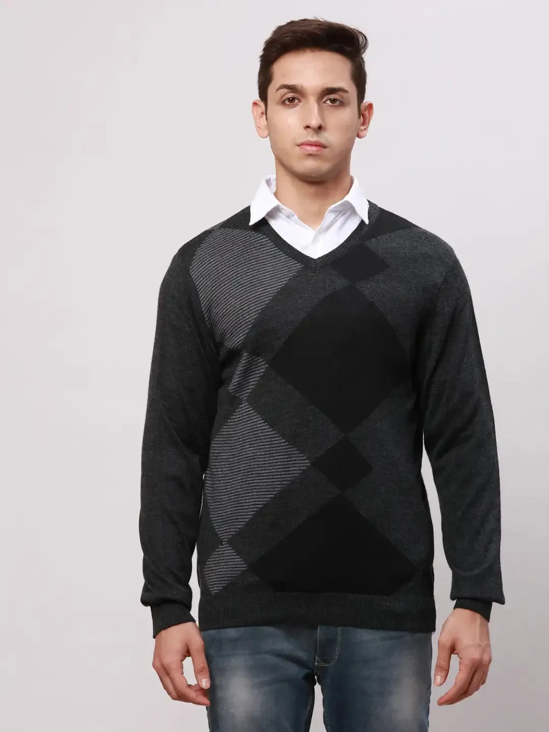 Park Avenue Men Black Regular Fit Argyle Cotton Full Sleeve V Neck Collar Pullovers