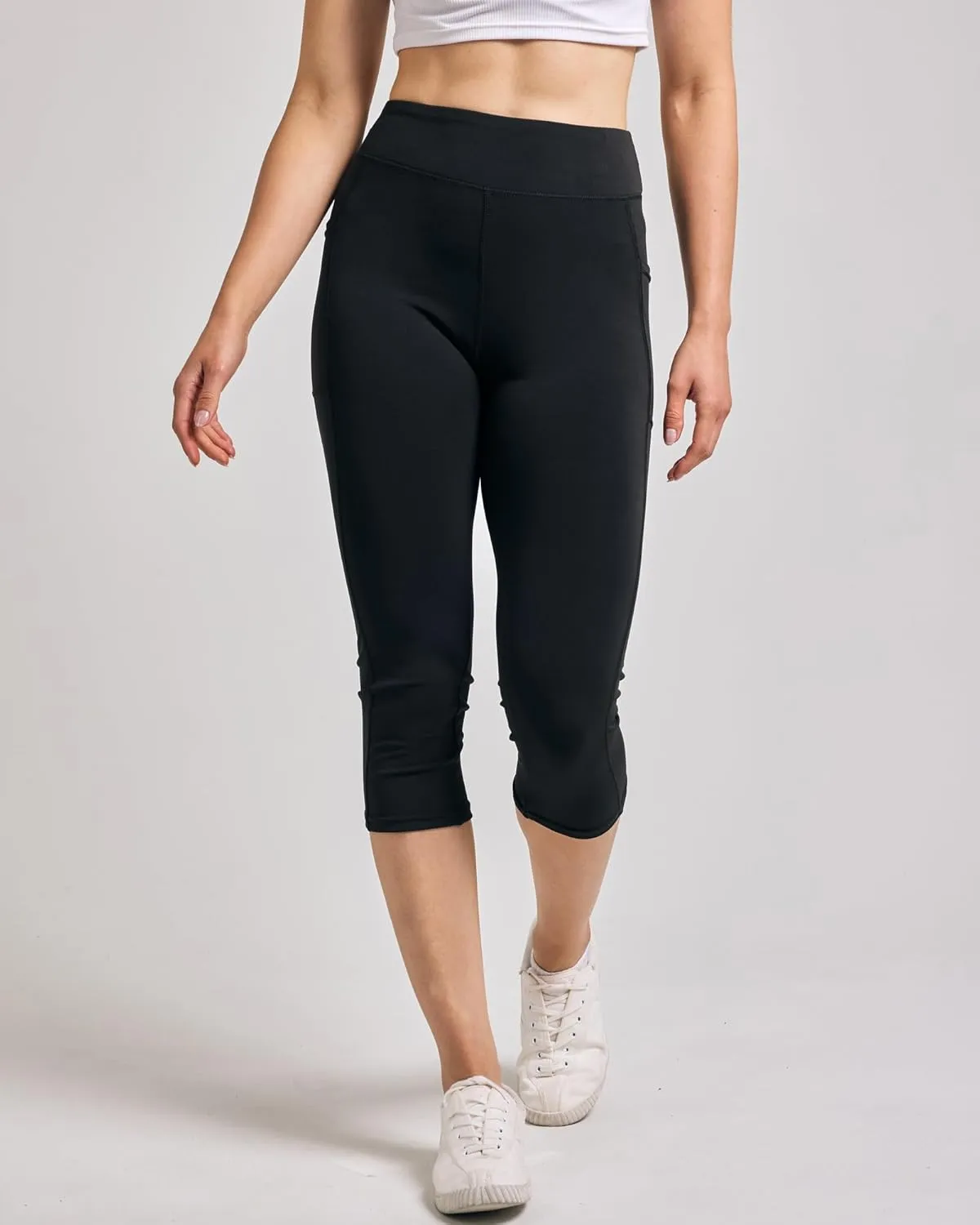 Real Essentials 4 Pack: Women's Capri Leggings with Pockets Casual Yoga Workout Exercise Pants (Available in Plus Size)
