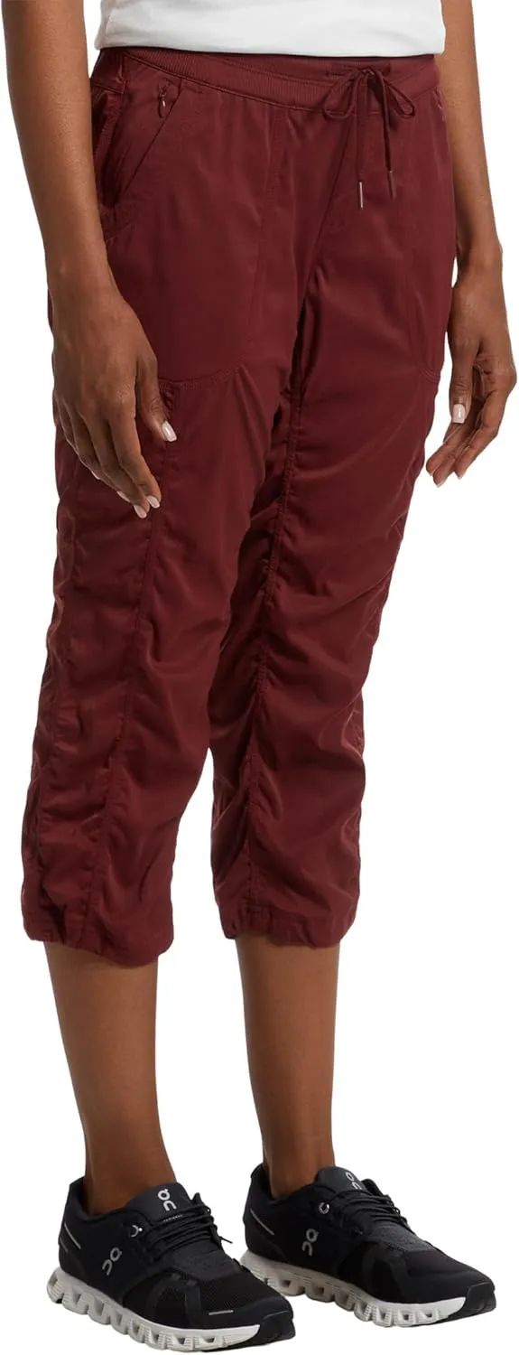 THE NORTH FACE Women's Aphrodite 2.0 Capri | Moisture Wicking Jogger Pants