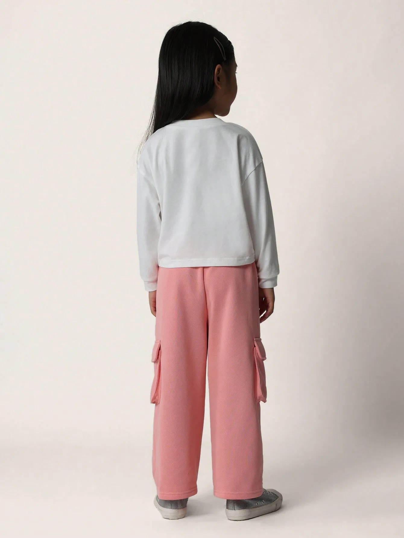 Young Girls Comfy Oversized Long Sleeve Tee With Small Graphic Print
